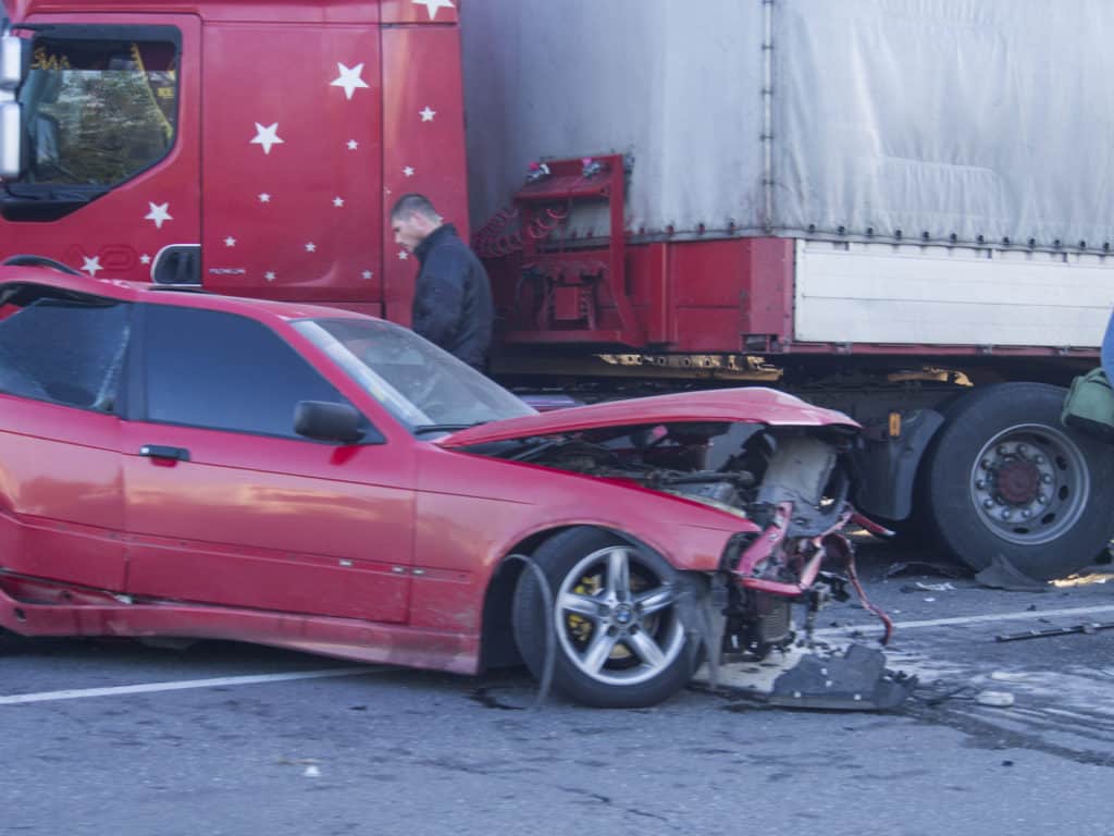 Should I Hire An Attorney After A Trucking Accident in Maryland?